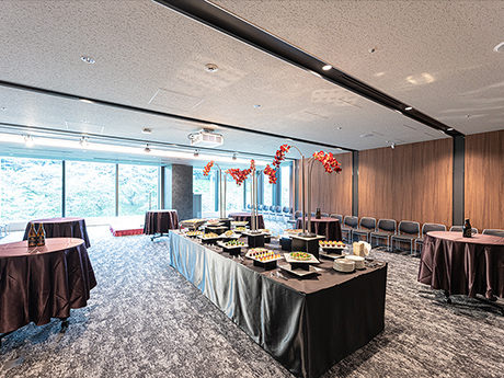 立食形式のイメージ